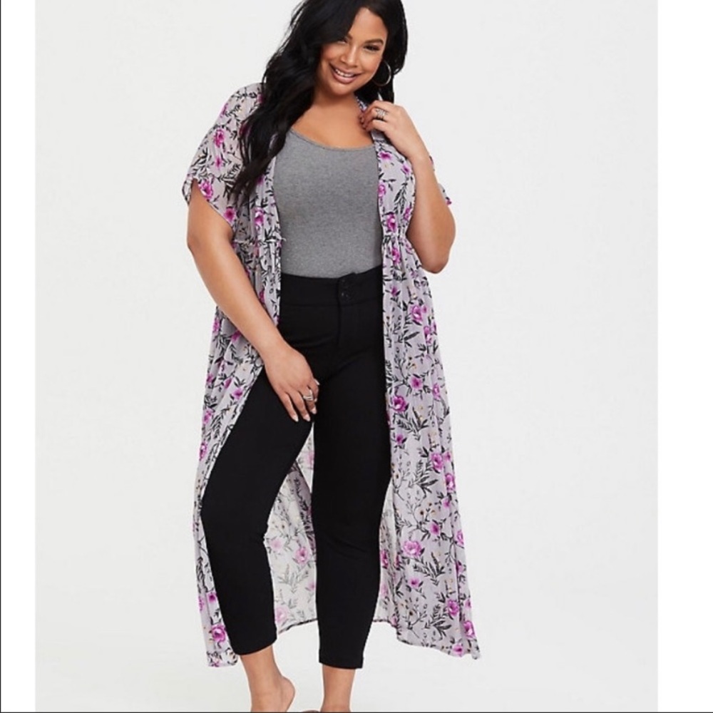 Torrid Grey Floral Lurex Duster Kimono size 3/4